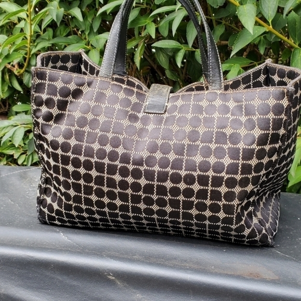 Kate Spade Geometric‎ Pattern tote - Picture 10 of 11